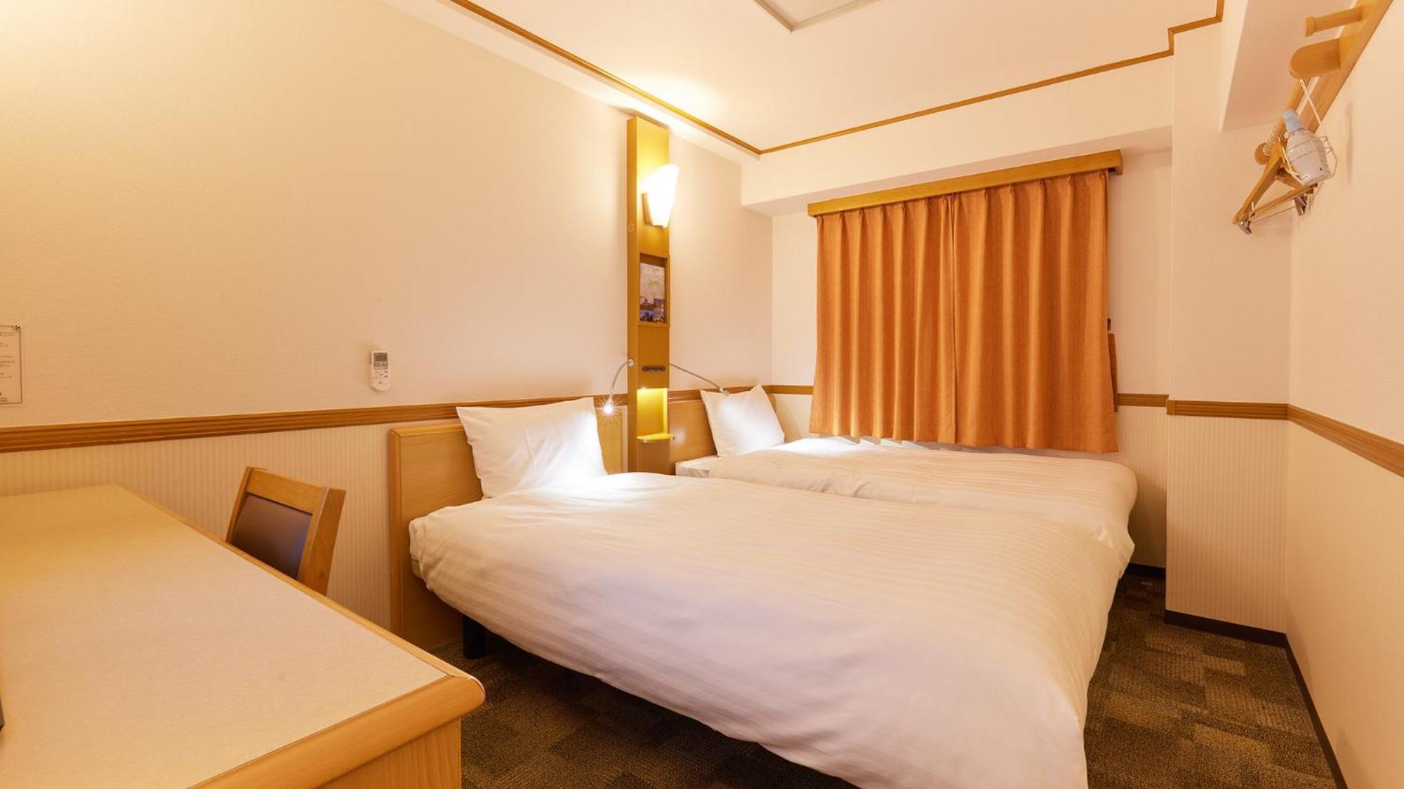 Toyoko Inn Chiba Minato Ekimae Rom bilde