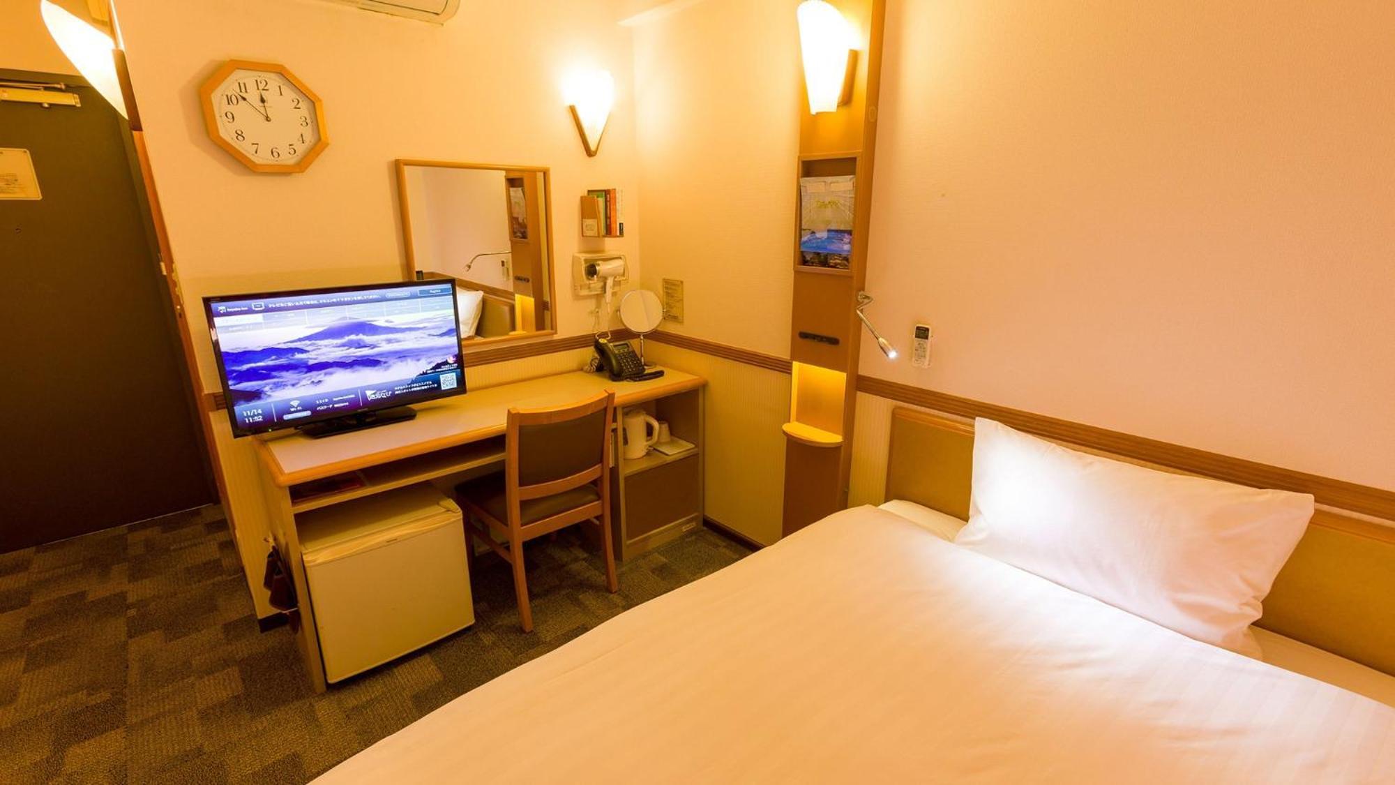 Toyoko Inn Chiba Minato Ekimae Rom bilde